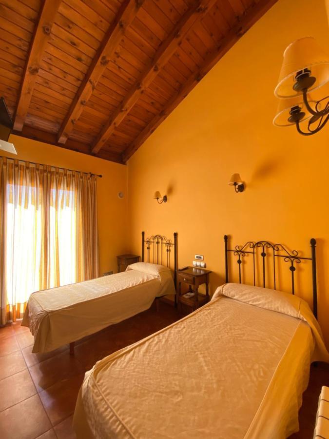 Monzón de Campos Hotel Hosteria De Monzon المظهر الخارجي الصورة