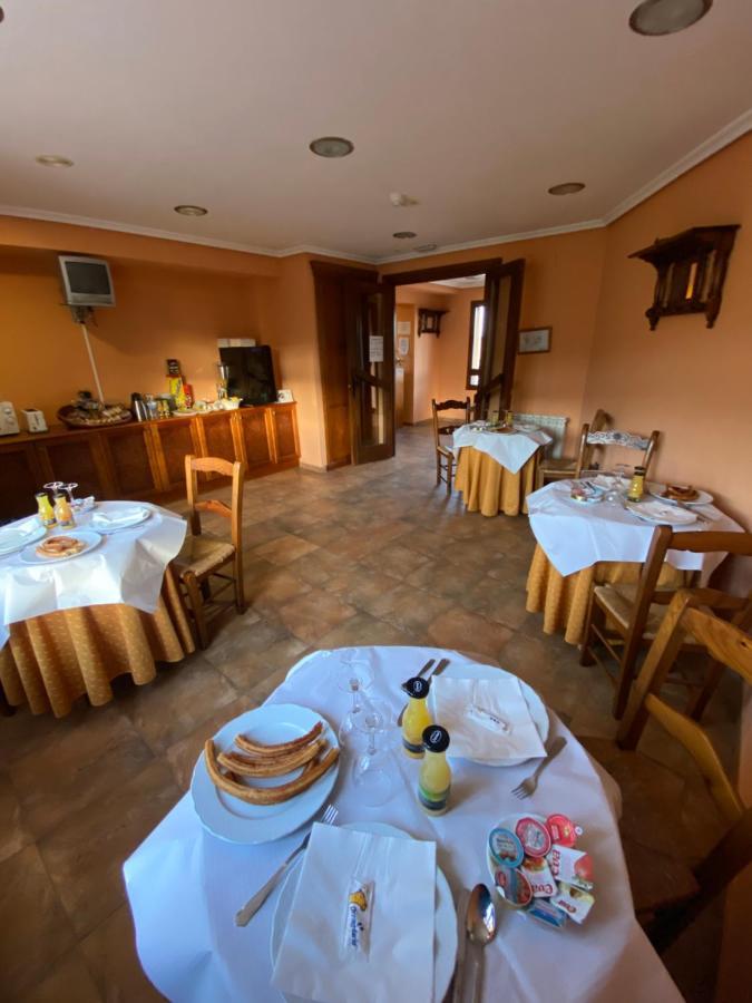 Monzón de Campos Hotel Hosteria De Monzon المظهر الخارجي الصورة